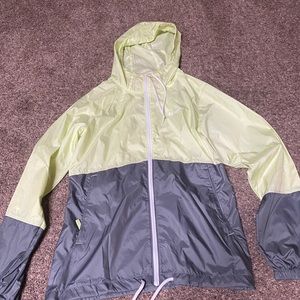 Columbia windbreaker jacket